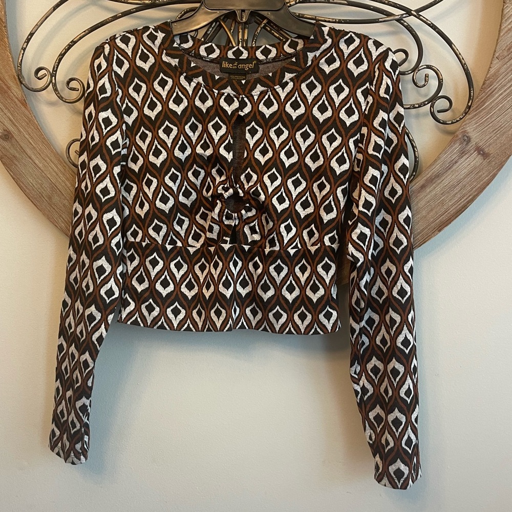like an angel Long Sleeve Crop Top